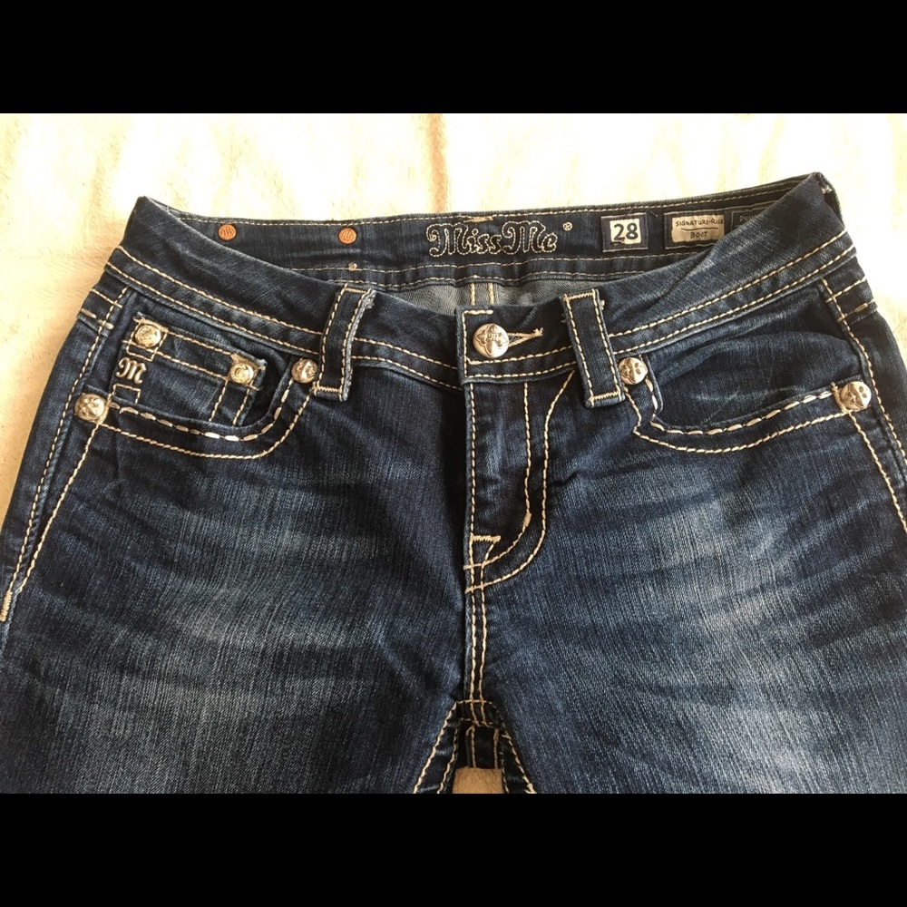 Miss Me Signature Rise Boot Cut